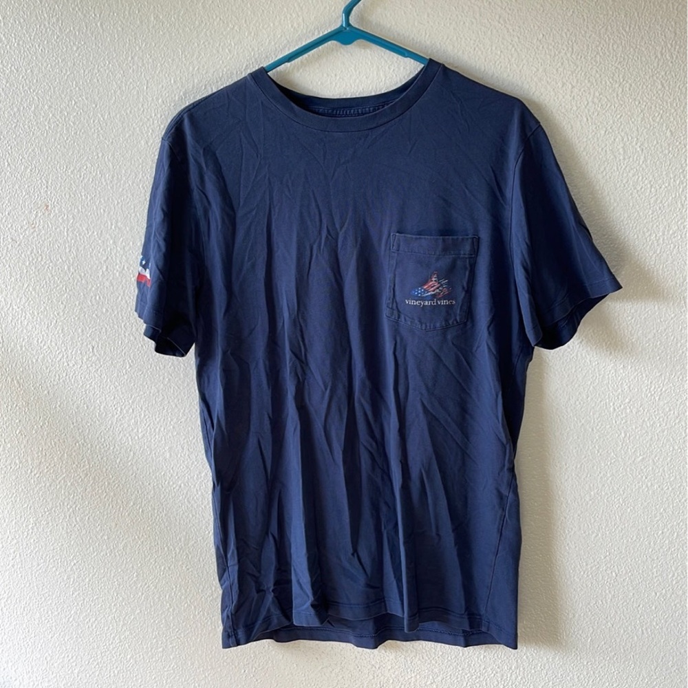 VV Tee